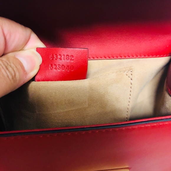 Rare Gucci padlock lambskin pearl stud red bag - Picture 7 of 8